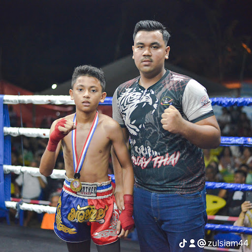 HARIMAU PUTIH MUAYTHAI GYM KEDAH HARIMAU PUTIH MUAYTHAI GYM KEDAH