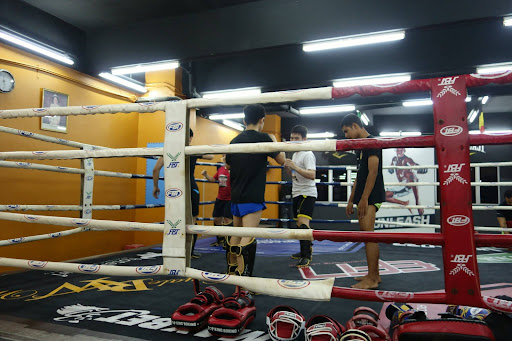 Dragon Muay Thai Club Dragon Muay Thai Club