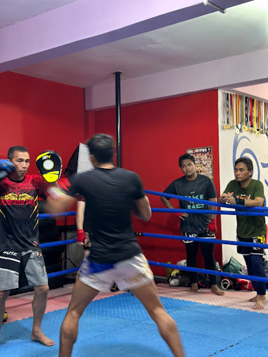 Kelab Muay Thai Gomo Kelab Muay Thai Gomo