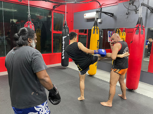 LIONS MUAY THAI LIONS MUAY THAI