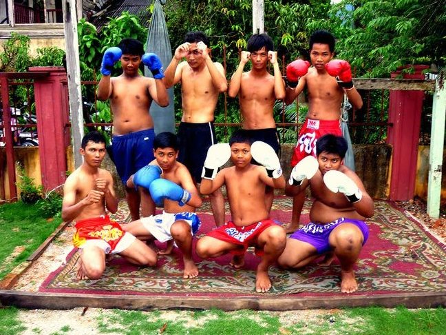 kelab muaythai kola