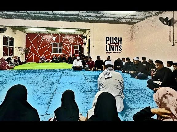 WIRA FIGHTER STUDIO (KELAB SILAT OLAHRAGA WIRA MUDA) DAERAH KLUANG 1 wira fighter studio kelab silat olahraga wira muda daerah kluang